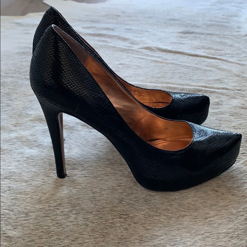 Bcbgeneration Pumps - image 1